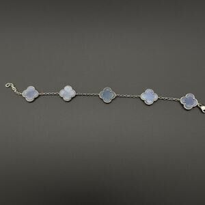 Blue Clover Link Bracelet (8”)